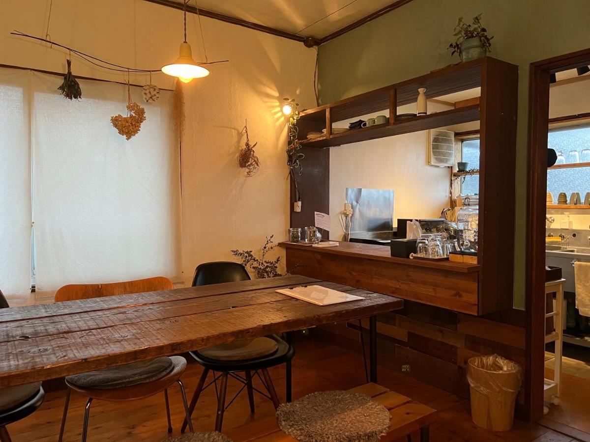 Hostel Fuji Matsuyama Base Fujiyoshida Exteriör bild