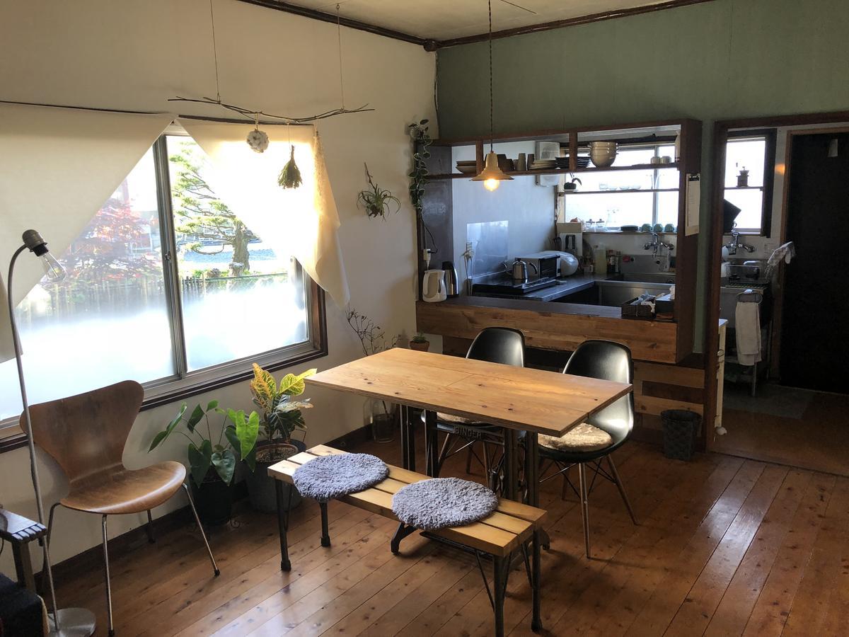 Hostel Fuji Matsuyama Base Fujiyoshida Exteriör bild