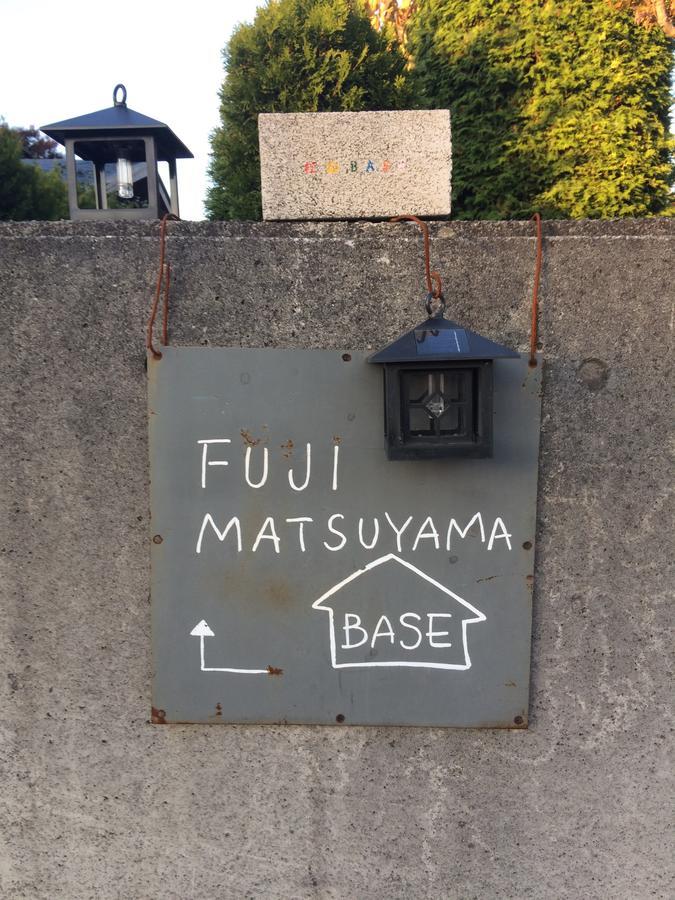 Hostel Fuji Matsuyama Base Fujiyoshida Exteriör bild