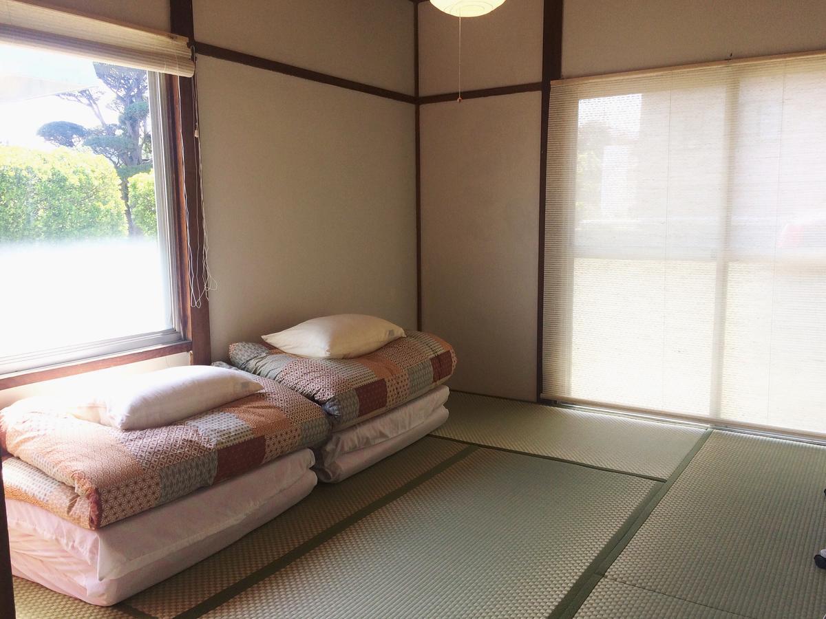 Hostel Fuji Matsuyama Base Fujiyoshida Exteriör bild
